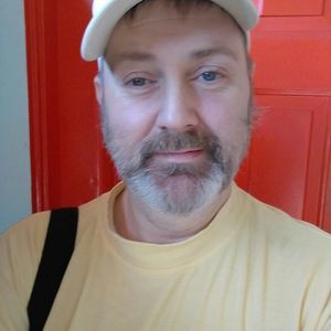 Meet your Posher, Kenneth